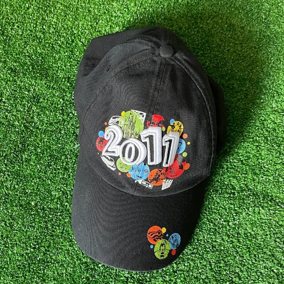 Disneyland Resort 2011 Walt Disney Black Adjustable Baseball Hat Cap OS - Picture 4 of 8